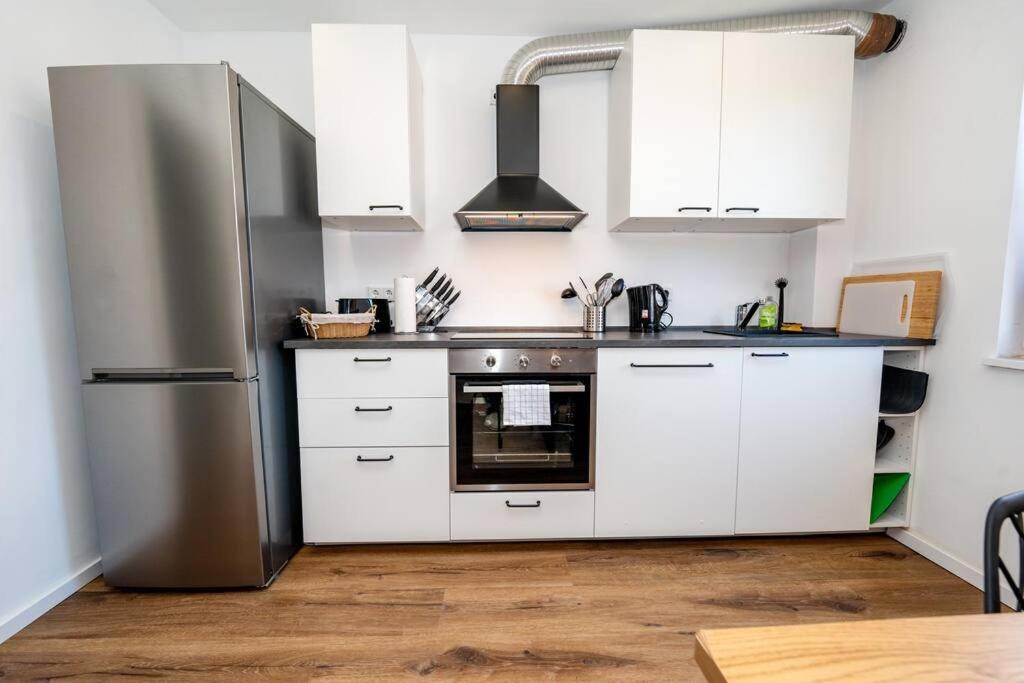 Moderne Maisonette Wohnung Im Fluesseviertel BRE Esterno foto